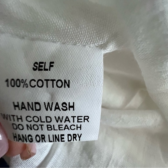 Vici White Ruffled Tiered Dress size small - Picture 5 of 9